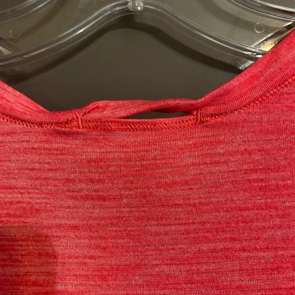 lululemon Meant to Move Pink Short Sleeve T-Shirt Size 2